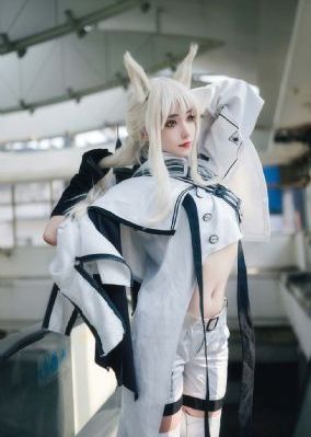 蜜桃免费一区二区三区_未删减完整版